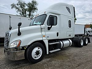 2018 Freightliner Cascadia 125