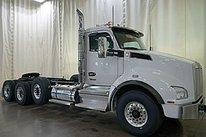 2026 Kenworth T880