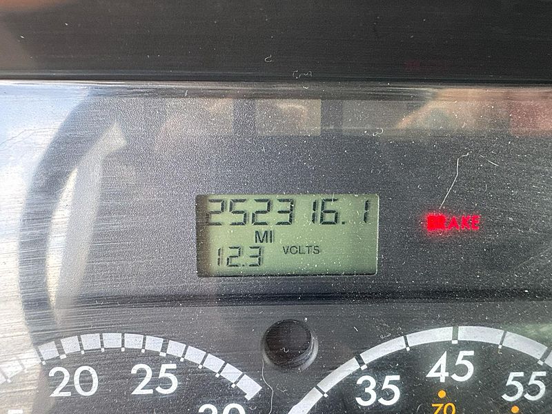 2013 Freightliner M2
