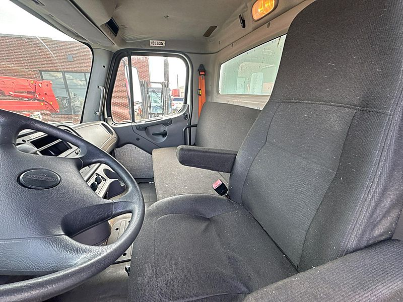 2013 Freightliner M2