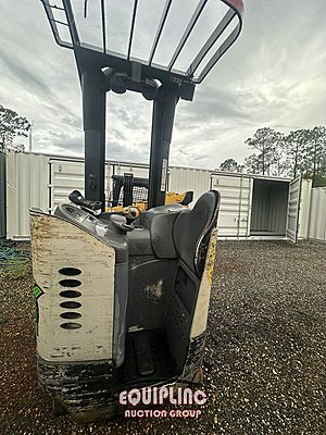 2016 CROWN RR5210-35 - Reach Truck