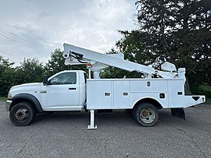 2012 Dodge 5500 - Bucket Truck
