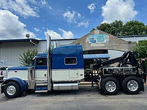 2006 Peterbilt 379 - Sleeper Truck
