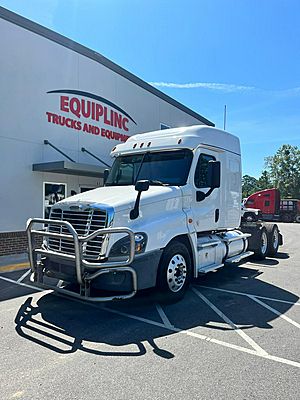 2019 Freightliner Cascadia 125 - Sleeper Truck