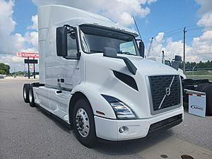 2019 Volvo VNR64T640 - Sleeper Truck