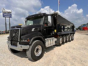 2022 Volvo VHD64F300 - Dump Truck