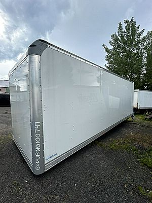 2023 SUPREME 26' BOX - Misc Equipment
