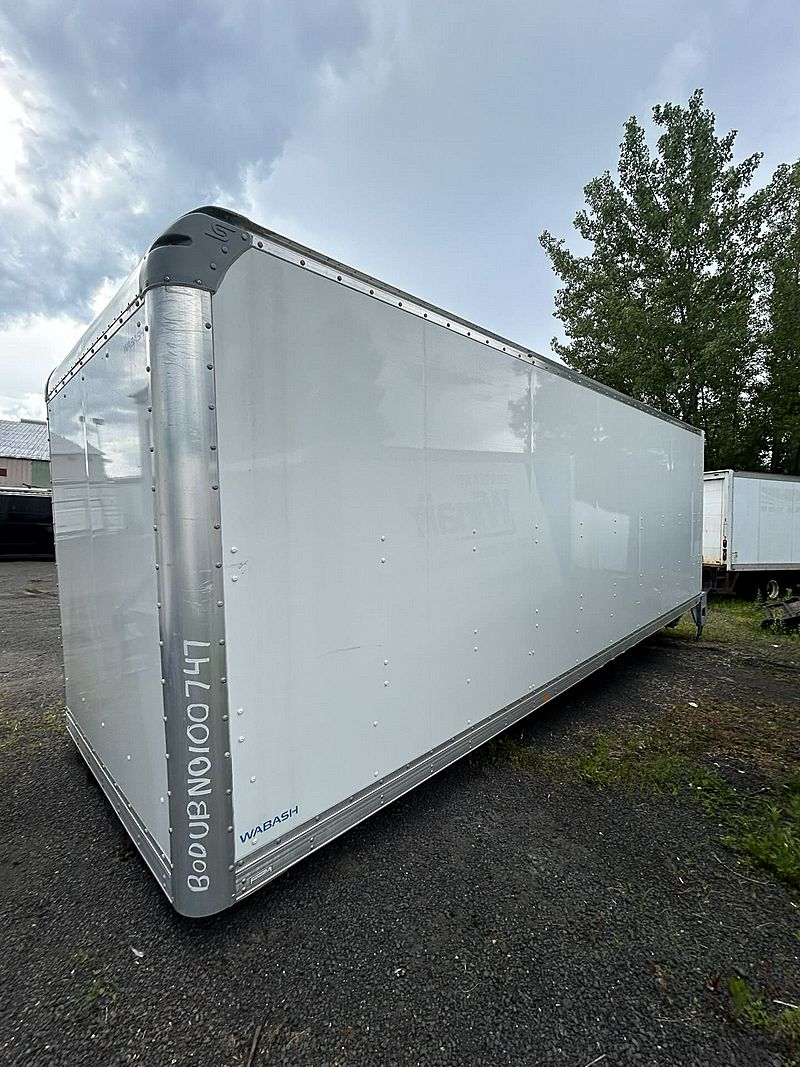2023 SUPREME 26' BOX