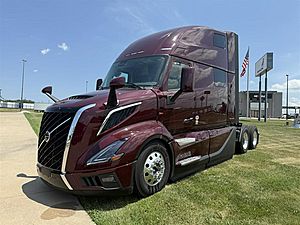 2026 Volvo VNL 860 - Sleeper Truck