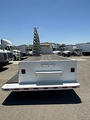 2016 Freightliner M2 106