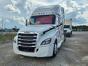 2020 Freightliner Cascadia PT126064ST - Sleeper Truck
