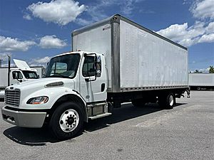 2019 Freightliner M2 106 - Box Van