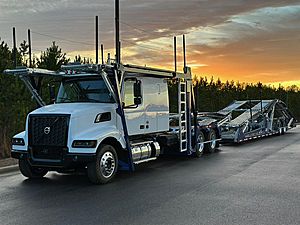 2025 Volvo VAH64600 - Car Carrier
