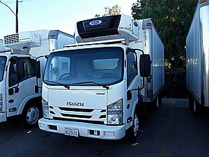 2016 Isuzu NQR 16' REEFER - Box Truck