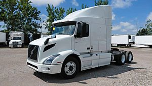 2019 Volvo VNR64T-640 - Sleeper Truck
