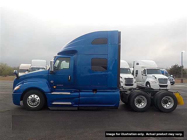 2021 Freightliner Cascadia 126