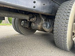 2001 STERLING TRUCK L8500 series