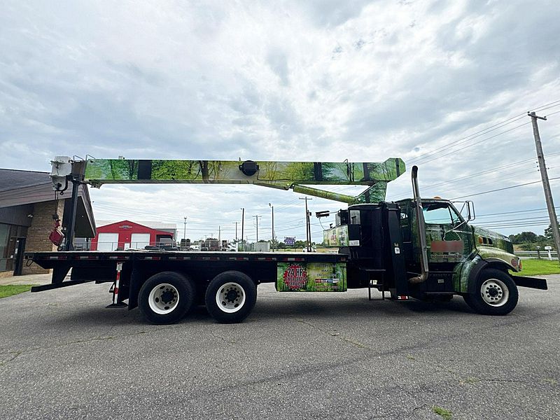 2001 STERLING TRUCK L8500 series