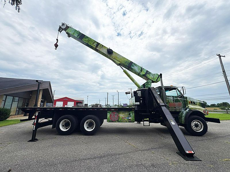 2001 STERLING TRUCK L8500 series