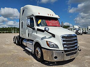 2020 Freightliner Cascadia - Sleeper Truck