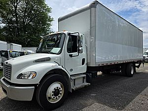 2019 Freightliner M2 106 - Box Van