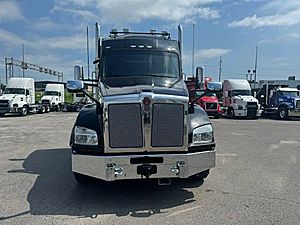 2020 Kenworth T880 - Sleeper Truck