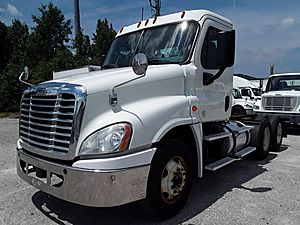 2018 Freightliner Cascadia 125 - Day Cab