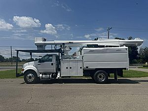 2015 Ford F-750 - Bucket Truck 2015 Ford F-750 - Bucket Truck
