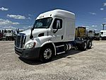 2019 Freightliner Cascadia 113