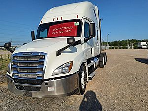 2019 Freightliner Cascadia - Sleeper Truck