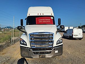 2019 Freightliner Cascadia - Sleeper Truck