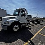 2018 Freightliner M2 106