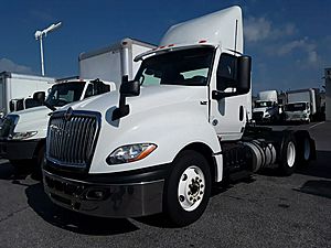 2019 International LT625 - Day Cab