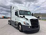 2021 Freightliner Cascadia 126