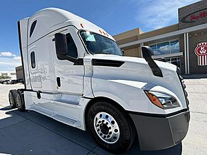 2021 Freightliner Cascadia PT126064ST