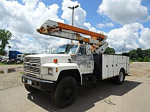 1991 Ford F700 - Bucket Truck