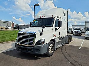 2019 Freightliner Cascadia 125 - Sleeper Truck