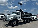 2022 Mack Granite GR64B