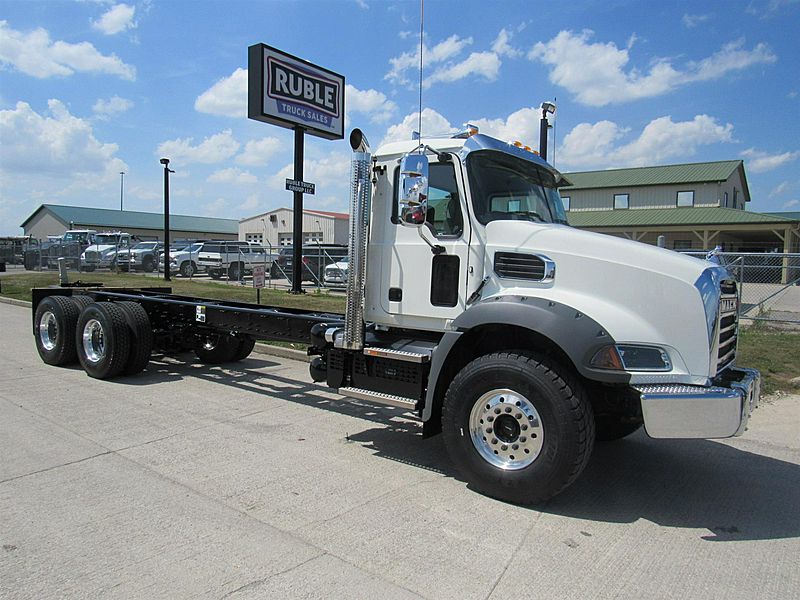 レア G-RAP T-MACK THA SPECIALIST Selling My Old Mans MACK - 1985 Mack R686ST FOR SALE! - YouTube