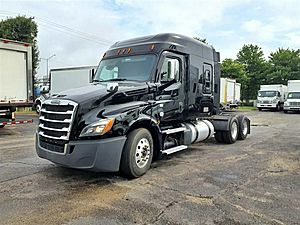 2020 Freightliner Cascadia 126