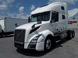 2019 Volvo VNL64T-760 - Sleeper Truck