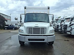 2019 Freightliner M2 106 - Day Cab