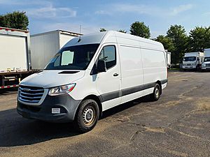 2020 Mercedes-Benz 2500 - Day Cab