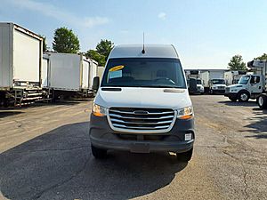 2020 Mercedes-Benz 2500 - Day Cab