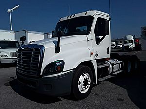 2018 Freightliner Cascadia 125 - Day Cab