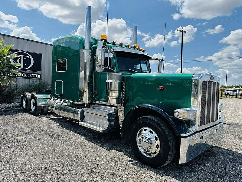 2021-peterbilt-389.1.jpg