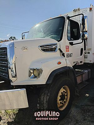 2014 Freightliner M2 - Refuse Truck