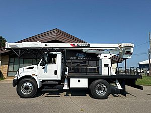 2007 International MA025 - Bucket Truck 2007 International MA025 - Bucket Truck