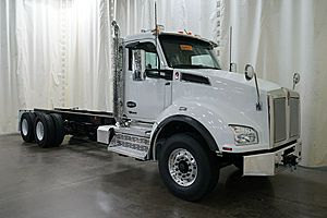 2026 Kenworth T880 - Cab & Chassis