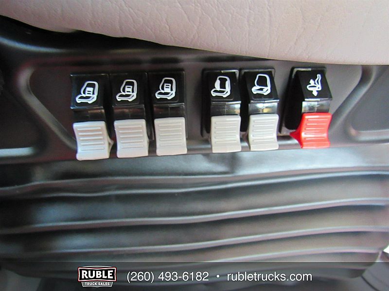 2026 Mack GR64B